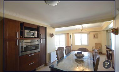 Venta Departamento 4 ambientes + dependencia de servicio