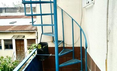 PH 2 AMBIENTES C/TERRAZA PROPIA EN LA BOCA VENTA