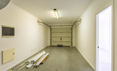 Casa en alquiller 4 dormitorios  en Barrancas del Lago - Nordelta.