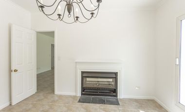 Casa en alquiller 4 dormitorios  en Barrancas del Lago - Nordelta.