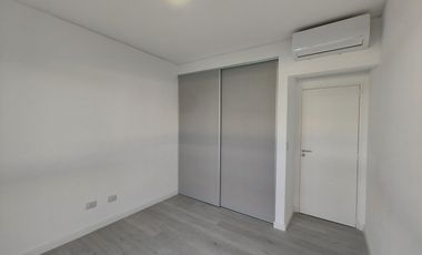 Departamento en Oportunidad con Jardín - Remeros Beach