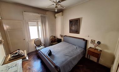 Terreno en Centro- 2 dorm- muy amplio - zona Urquiza