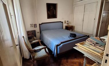 Terreno en Centro- 2 dorm- muy amplio - zona Urquiza