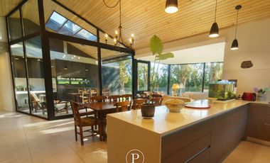 Moderno Chalet en Barrancas de san benito