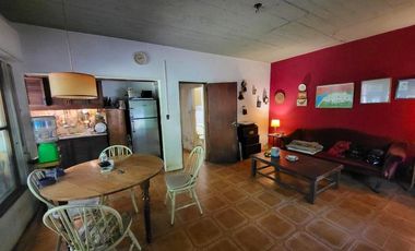 Casa - Zona industrial - Einstein 90 - Belen de Escobar.