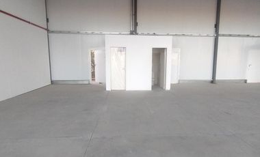 Locales en ALQUILER zona ruta 5