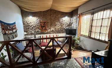 Casa 4 ambientes, pileta y quincho