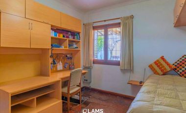 Alquiler Comercial/Porfesional - Casa 4 ambientes - Zona Guemes