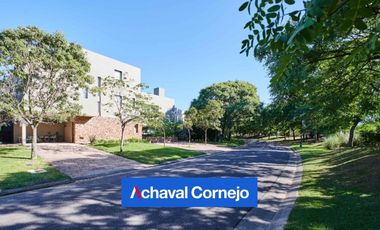 Departamento en  Torres Zafiro Nordelta de 2 ambientes en venta con balcón.