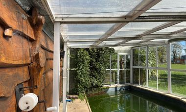 2 cabañas con pileta climatizada