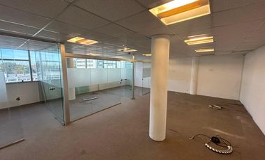 Oficina en alquiler sobre en San Isidro