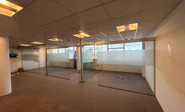 Oficina en alquiler sobre en San Isidro