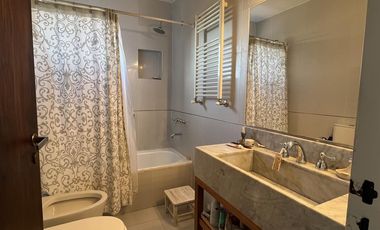 Departamento en Venta- Acassuso Vias a Santa Fe, 3 dormitorios, dependencia, quincho propio, cochera