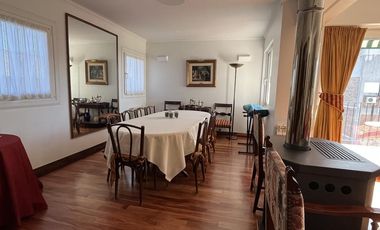 Departamento en Venta- Acassuso Vias a Santa Fe, 3 dormitorios, dependencia, quincho propio, cochera