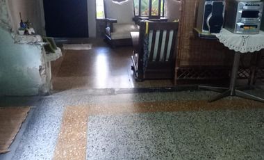 Casa de 5 ambientes con excelente terreno