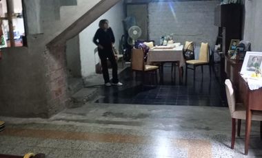 Casa de 5 ambientes con excelente terreno