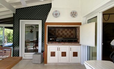 Venta casa 3 dormitorios en Country Nautico Isla Santa Monica, Delta