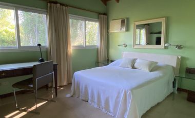 Venta casa 3 dormitorios en Country Nautico Isla Santa Monica, Delta