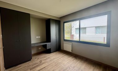 Casa a estrenar en La Rinconada Ibarlucea