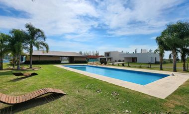 Casa a estrenar en La Rinconada Ibarlucea