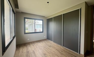 Casa a estrenar en La Rinconada Ibarlucea