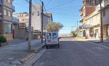 Departamento 2 ambientes con cochera cubierta y vista al mar!!!