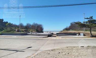 Departamento 2 ambientes con cochera cubierta y vista al mar!!!