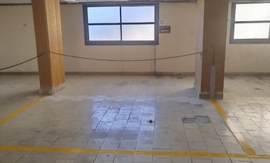 Departamento 2 ambientes con cochera cubierta y vista al mar!!!