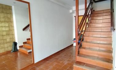 Departamento 2 ambientes con cochera cubierta y vista al mar!!!