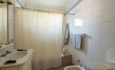 PH 3 amb. en PB  con gran Jardín  y Garage!!!!