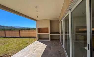 VENTA Casa 3 dormitorios AS 4. Almasierra. JK