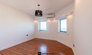 Venta - Penthouse - 5 ambientes - Vista al mar - Plaza España - La Perla