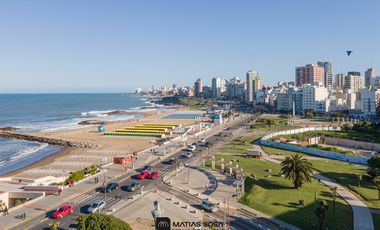 Venta - Penthouse - 5 ambientes - Vista al mar - Plaza España - La Perla