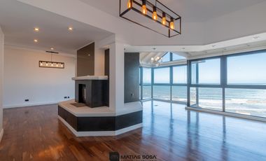 Venta - Penthouse - 5 ambientes - Vista al mar - Plaza España - La Perla