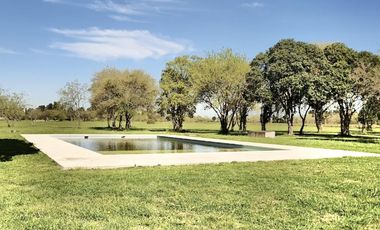 LOTE DE TERRENO EN LUGAR PRIVILEGIADO EN BARRIO CERRADO SAINT JOSEPH