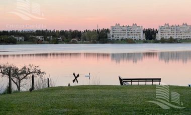 Casa en Venta en Barrio Santa Clara
