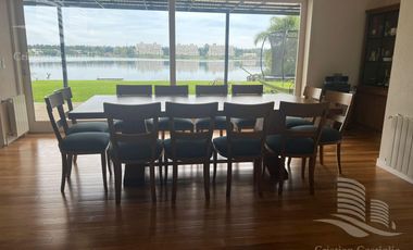 Casa en Venta en Barrio Santa Clara