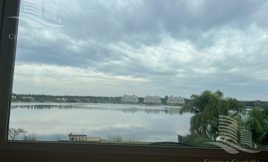 Casa en Venta en Barrio Santa Clara