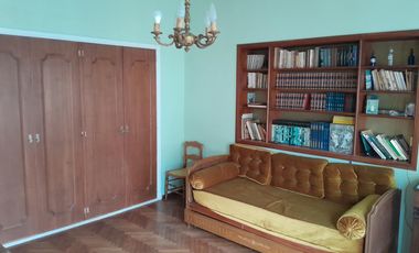 Venta  Casa 4 Dormitorios, Oficina, Patio, 4 Baños cochera en Victoria