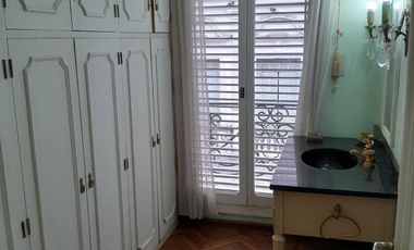 Venta  Casa 4 Dormitorios, Oficina, Patio, 4 Baños cochera en Victoria