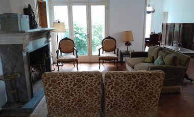 Venta  Casa 4 Dormitorios, Oficina, Patio, 4 Baños cochera en Victoria