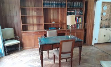 Venta  Casa 4 Dormitorios, Oficina, Patio, 4 Baños cochera en Victoria