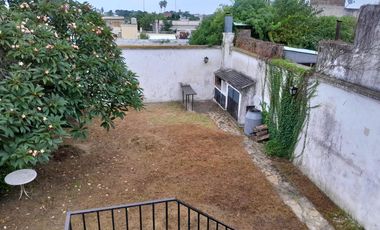 Venta  Casa 4 Dormitorios, Oficina, Patio, 4 Baños cochera en Victoria