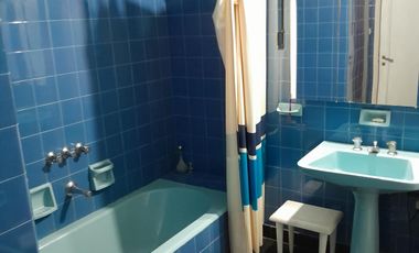 Venta  Casa 4 Dormitorios, Oficina, Patio, 4 Baños cochera en Victoria