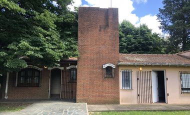 Casa en  QUINTA EN VENTA VILLA ELISA