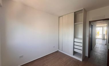Venta de Departamento de 1 dormitorio  Avenida 38 entre 13 y 14  La Plata