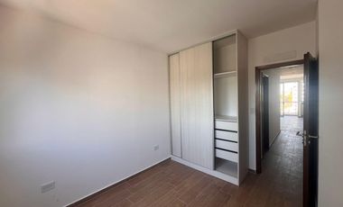 Venta de Departamento de 1 dormitorio  Avenida 38 entre 13 y 14  La Plata