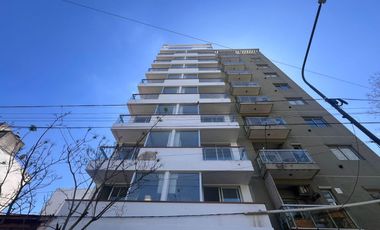 Venta de Departamento de 1 dormitorio  Avenida 38 entre 13 y 14  La Plata