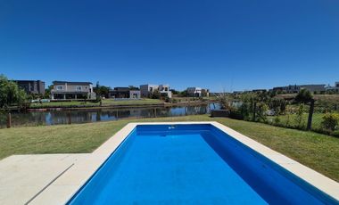 Casa en El Canton - Golf
