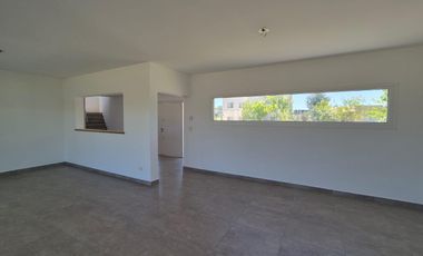 Casa en El Canton - Golf